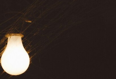 Is slapen met het licht aan een goed idee?
