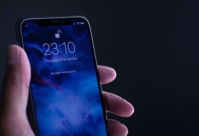 Dark mode op smartphones, een echt goed idee om goed te slapen?